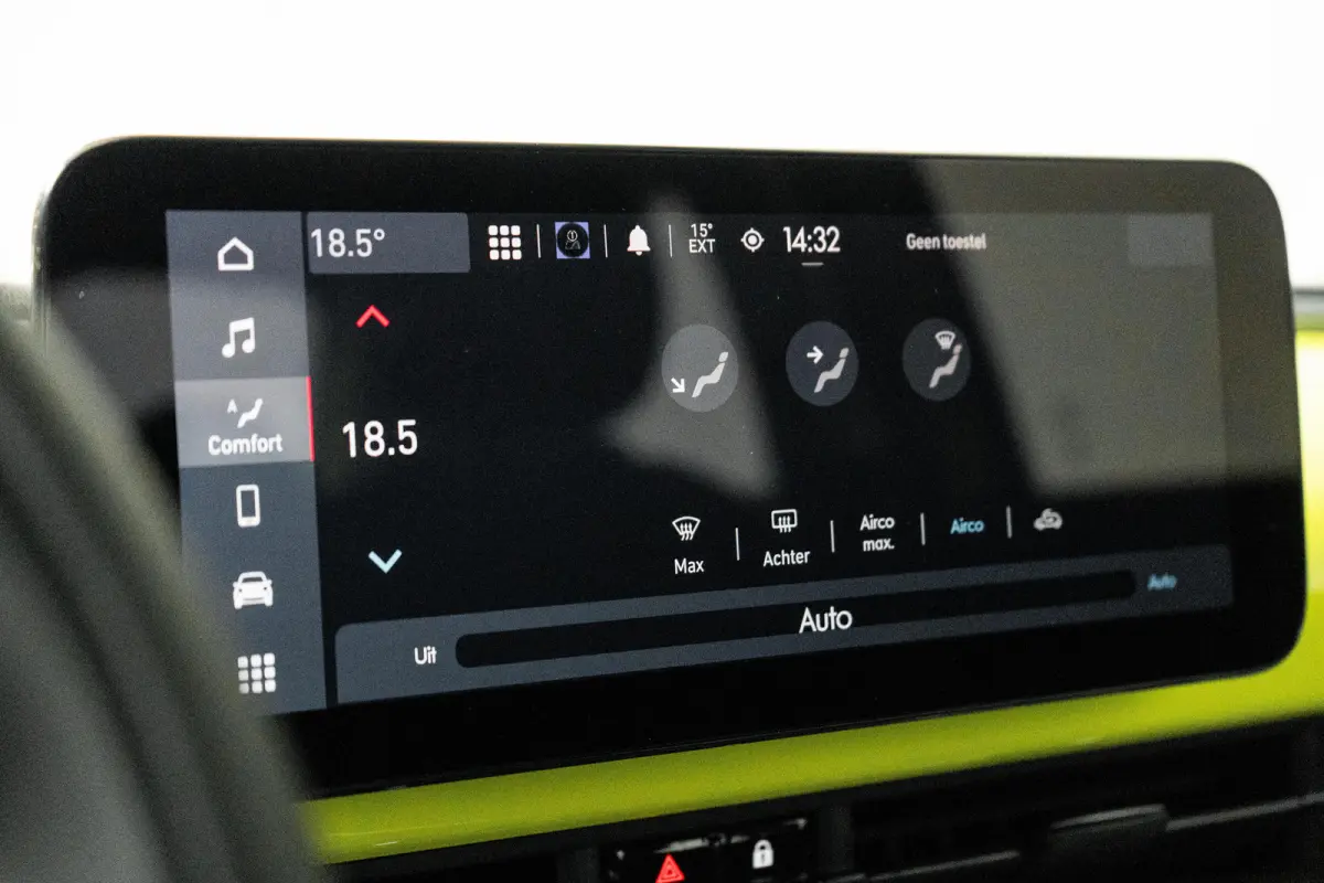 24 kWh Carplay | Climate Control | Cruise Control | Keyless Start | Digitaal Dashboard | Airco (automatisch) | Apple Carplay/Android Auto|telefoonintegratie premium | Cruise control