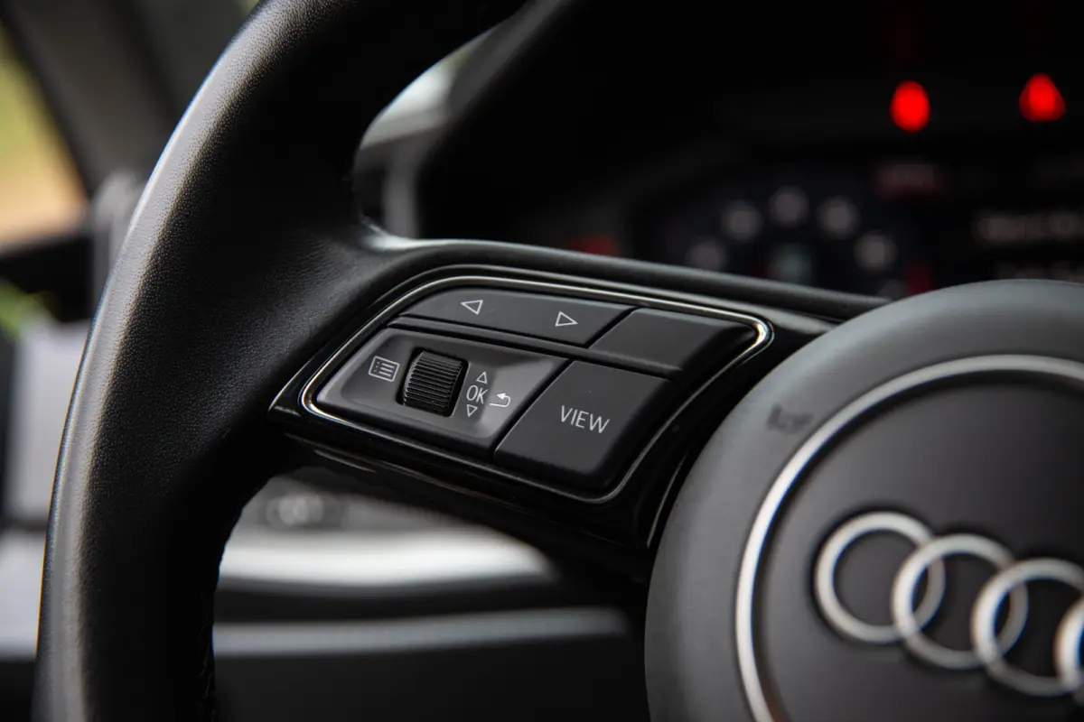 30 TFSI Pro Line S , Led, Pijlgrijs, Apple carplay, Cruise control,