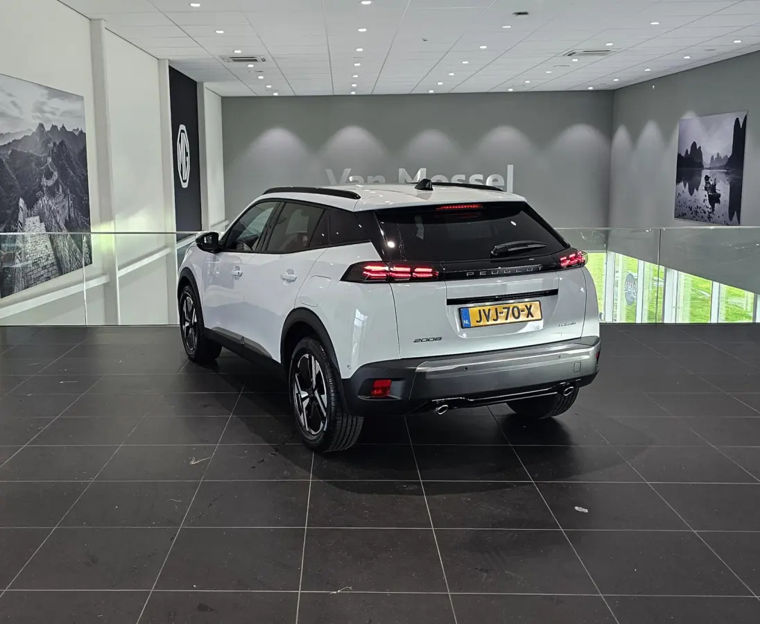 1.2 Hybrid 145 Allure