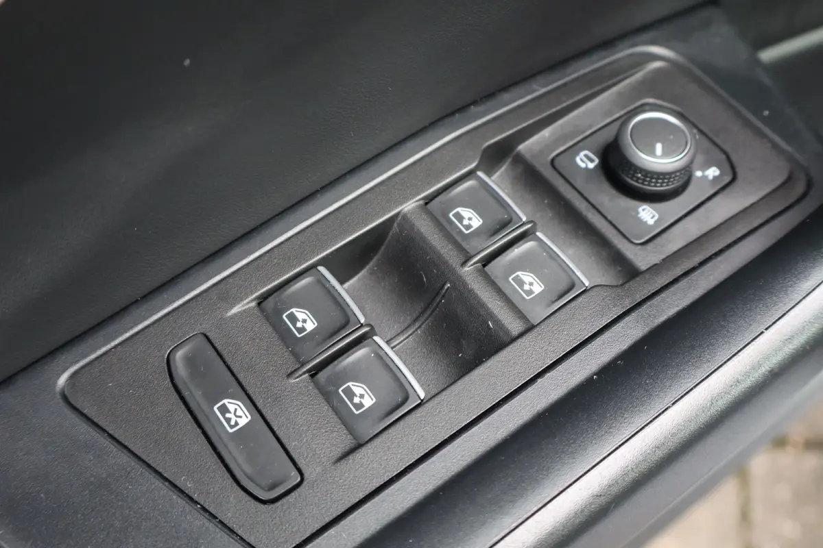 1.5 TSI 150pk R-Line TREKHAAK | Achteruitrijcamera | Apple Carplay/Android Auto|telefoonintegratie premium | Cruise control adaptief