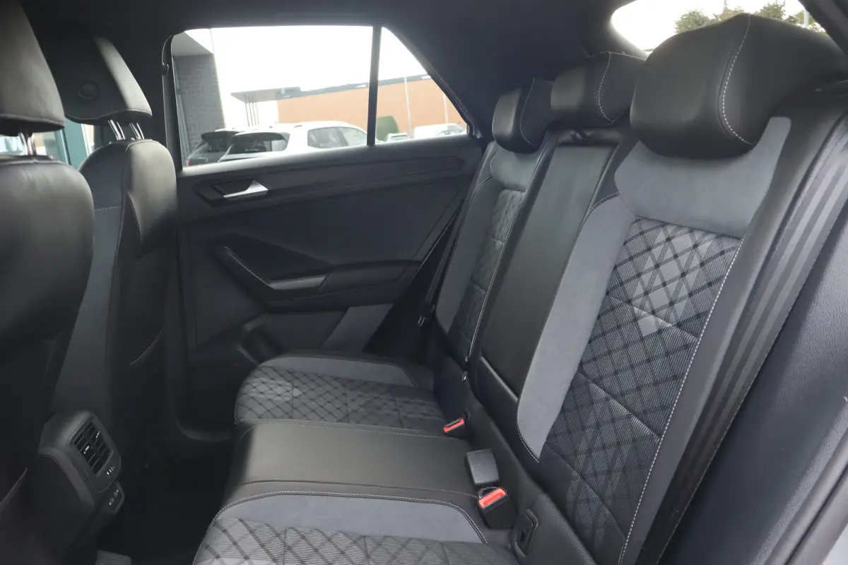 1.5 TSI 150pk R-Line TREKHAAK | Achteruitrijcamera | Apple Carplay/Android Auto|telefoonintegratie premium | Cruise control adaptief