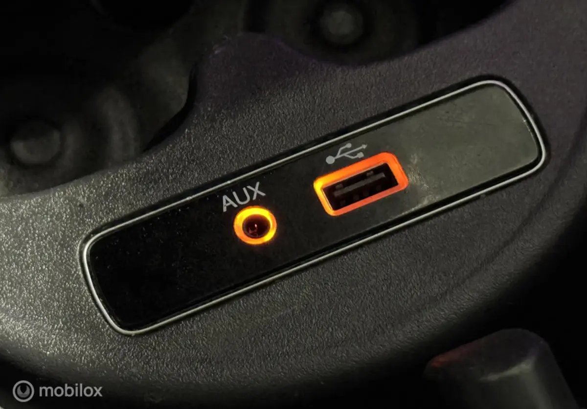 1.0 TwinAir [ NAP Carplay Abarth velgen LED ]
