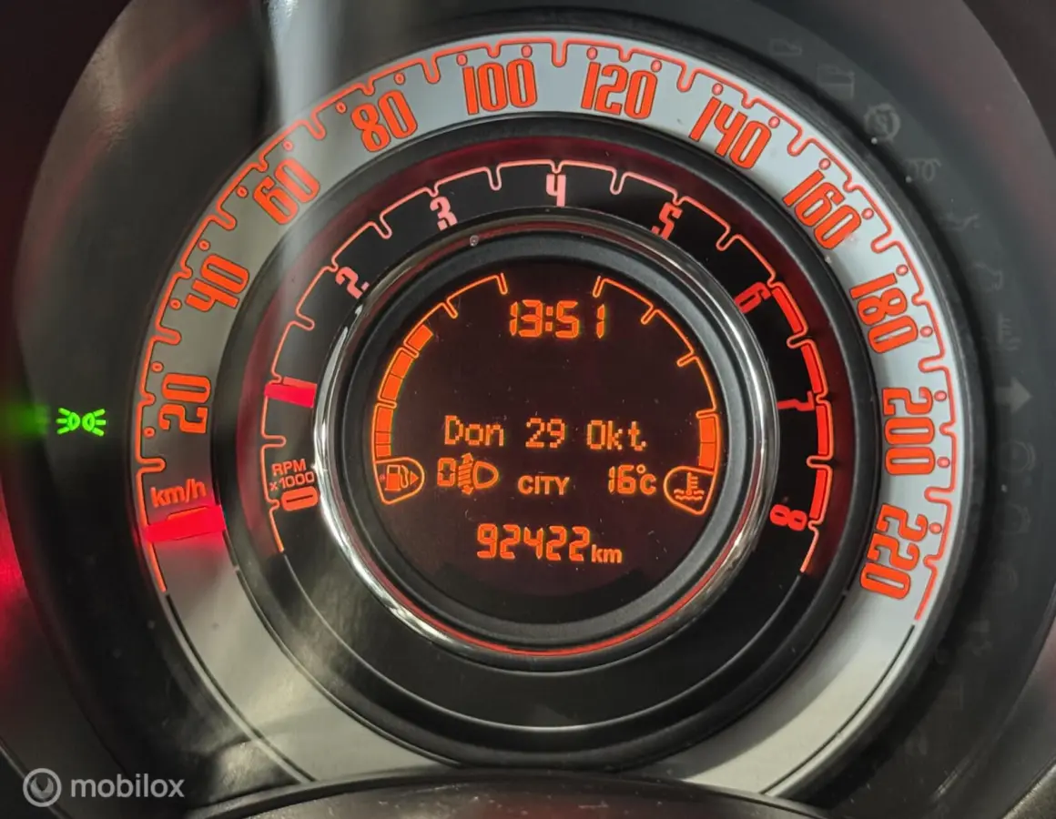 1.0 TwinAir [ NAP Carplay Abarth velgen LED ]