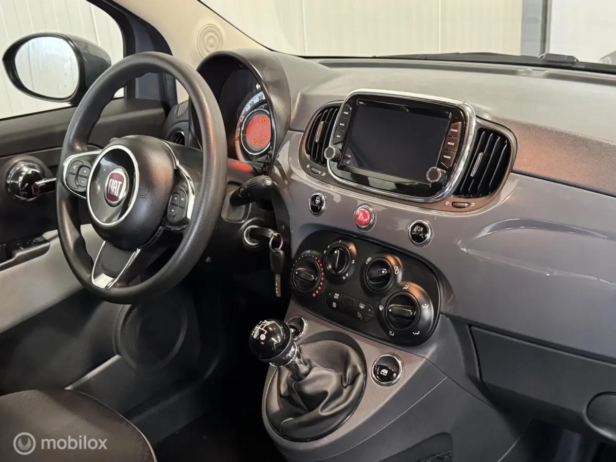 1.0 TwinAir [ NAP Carplay Abarth velgen LED ]