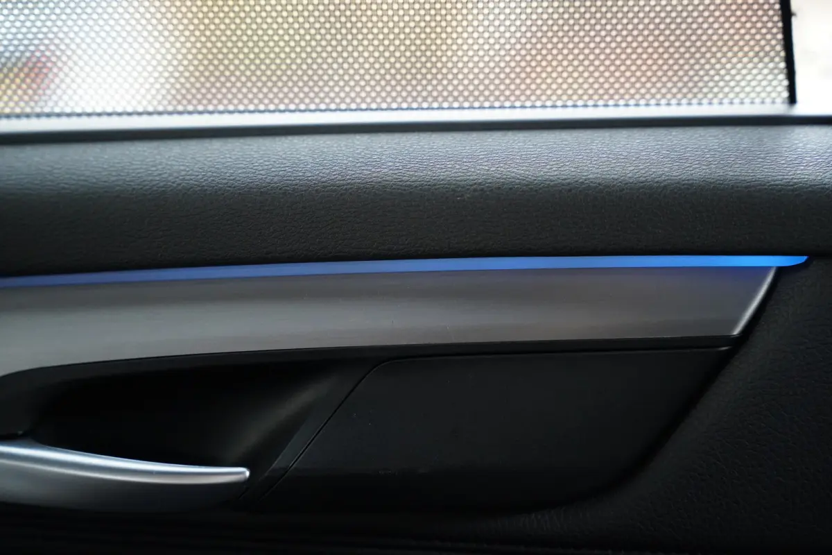 xDrive40e iPerformance High Executive 358pk | M Sportpakket | Achteruitrijcamera | Elektrisch bedienbare achterklep | LED koplampen | Navigatiesysteem full map | Trekhaak elektrisch bedienba