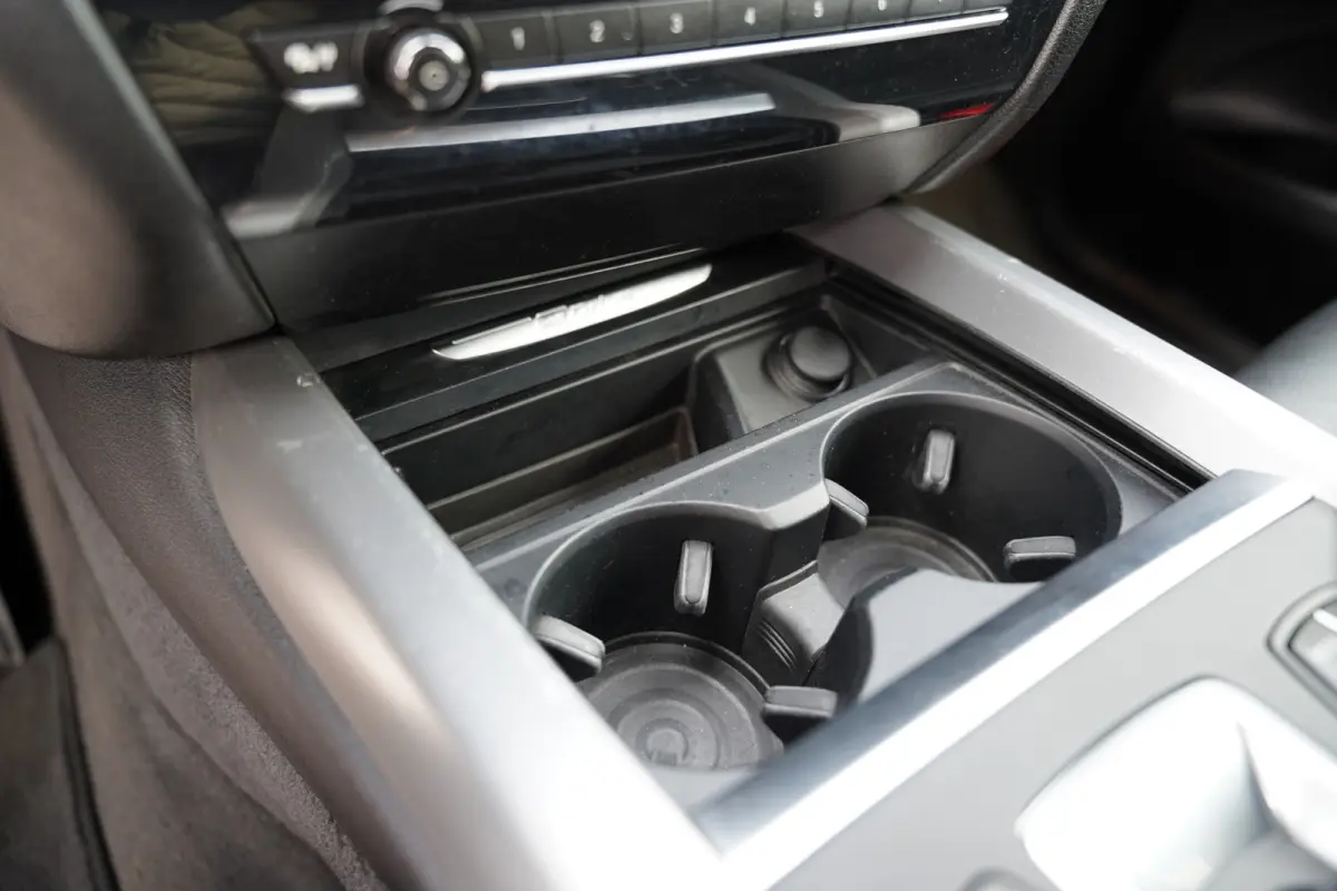 xDrive40e iPerformance High Executive 358pk | M Sportpakket | Achteruitrijcamera | Elektrisch bedienbare achterklep | LED koplampen | Navigatiesysteem full map | Trekhaak elektrisch bedienba