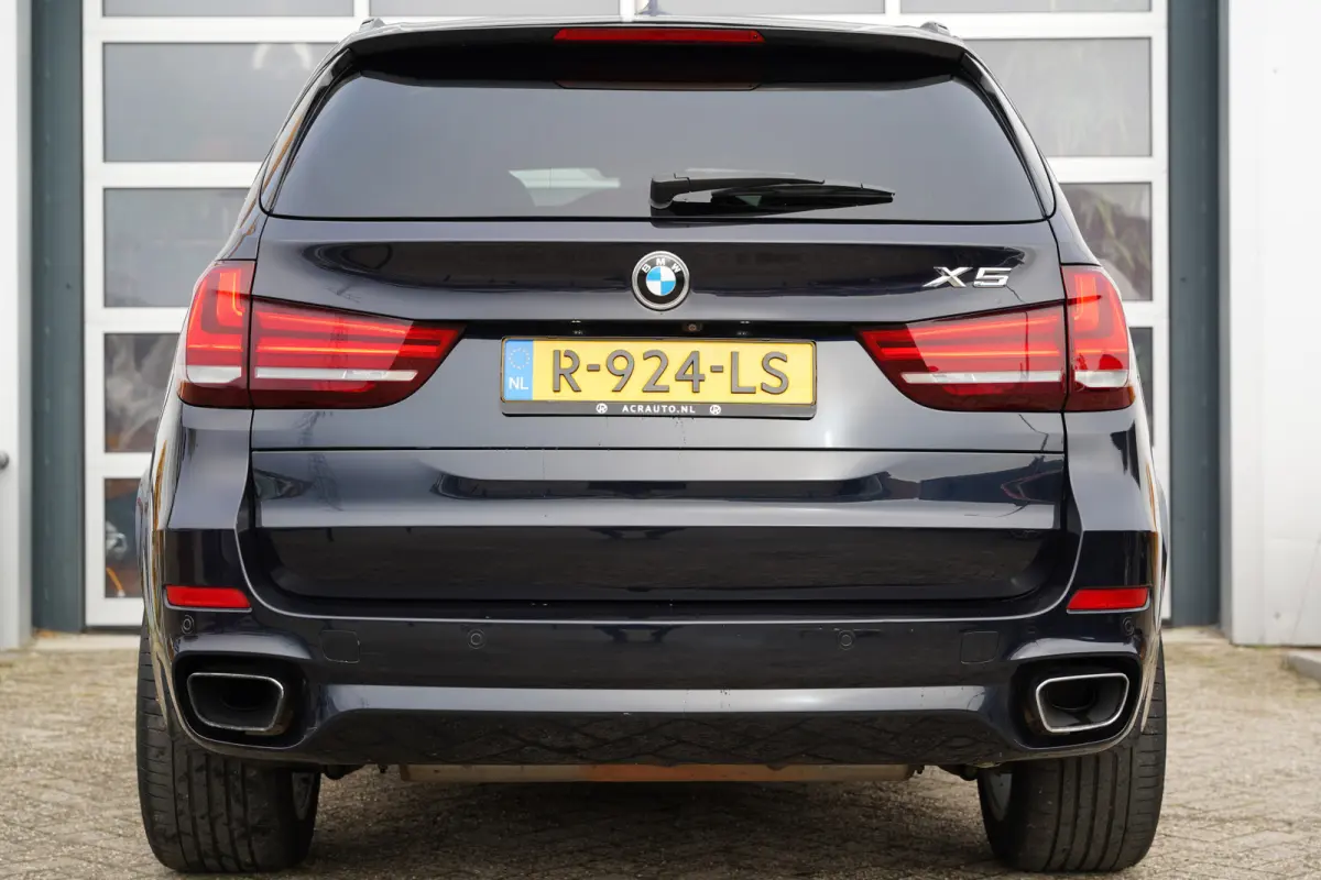 xDrive40e iPerformance High Executive 358pk | M Sportpakket | Achteruitrijcamera | Elektrisch bedienbare achterklep | LED koplampen | Navigatiesysteem full map | Trekhaak elektrisch bedienba