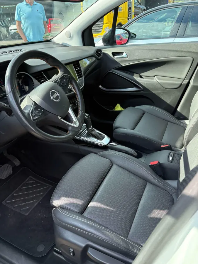 1.2 Turbo Innovation | 110pk | Automaat | 48.000km! | Lederen Bekleding | Navi | Camera | Head-Up Display | Trekhaak |