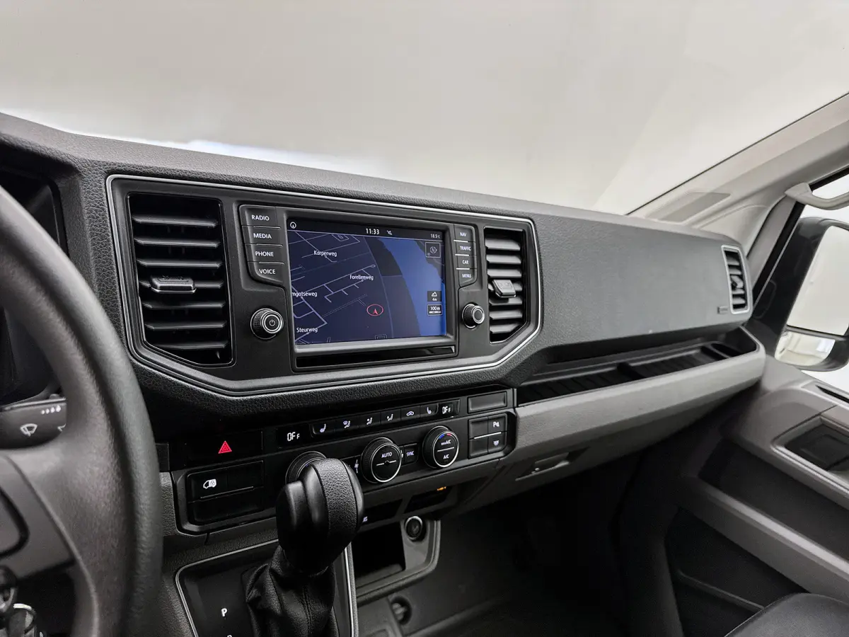 Basis 36 kWh Bakwagen Camera luchtgeveerde stoel Navigatie 115km WLTP NAP