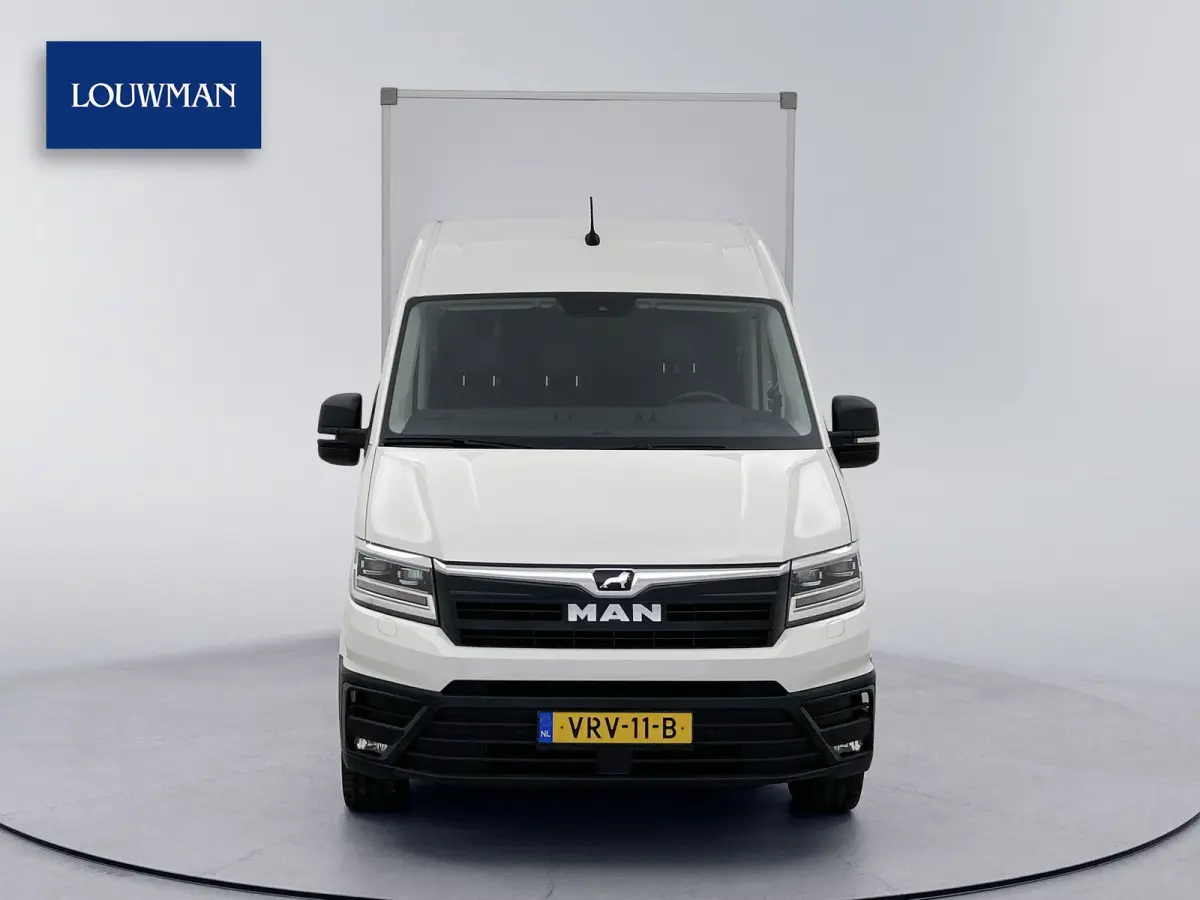 Basis 36 kWh Bakwagen Camera luchtgeveerde stoel Navigatie 115km WLTP NAP