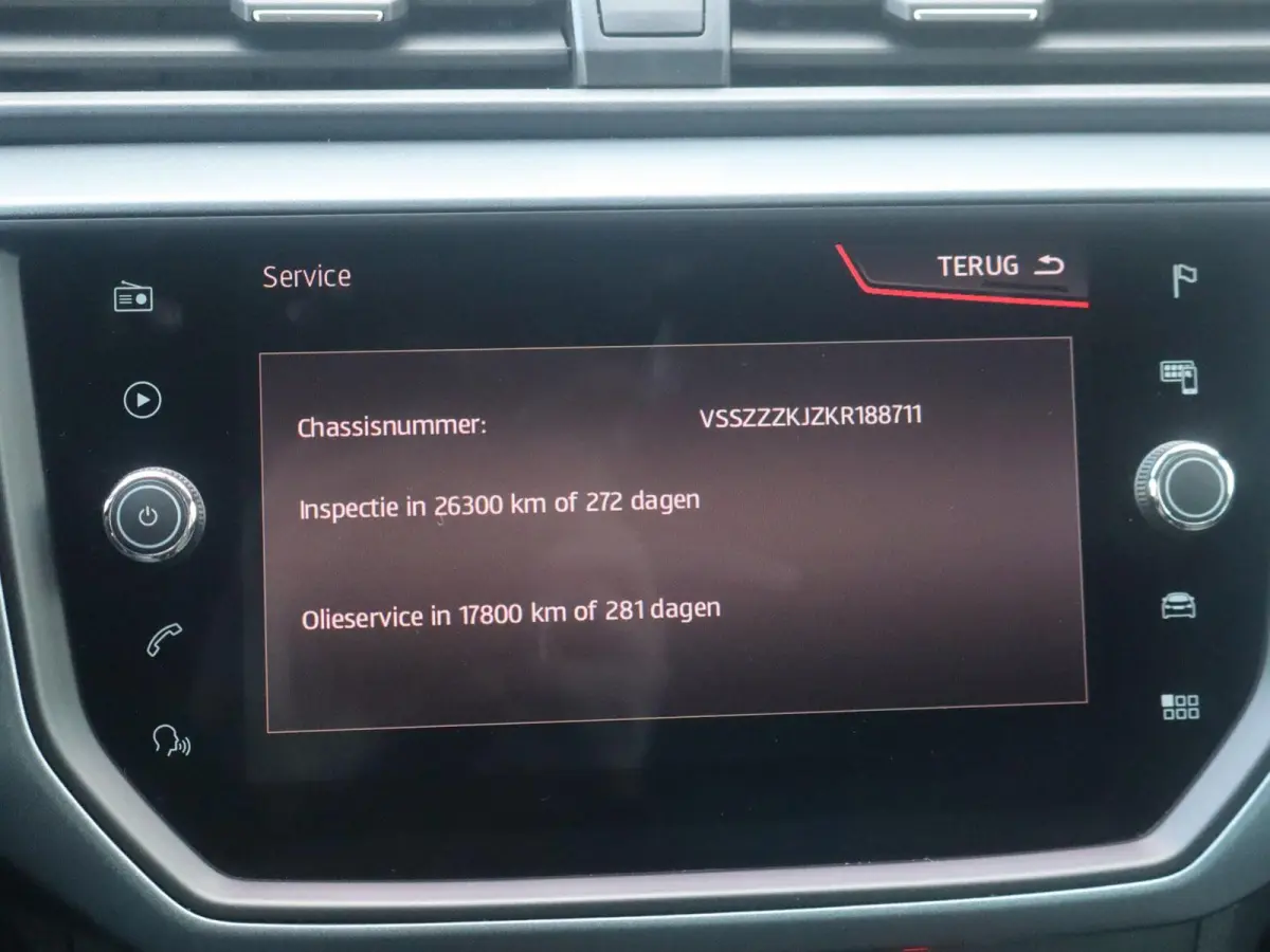 1.0 TSI 95pk Style Business Intense | Trekhaak | Navigatie | Achteruitrijcamera