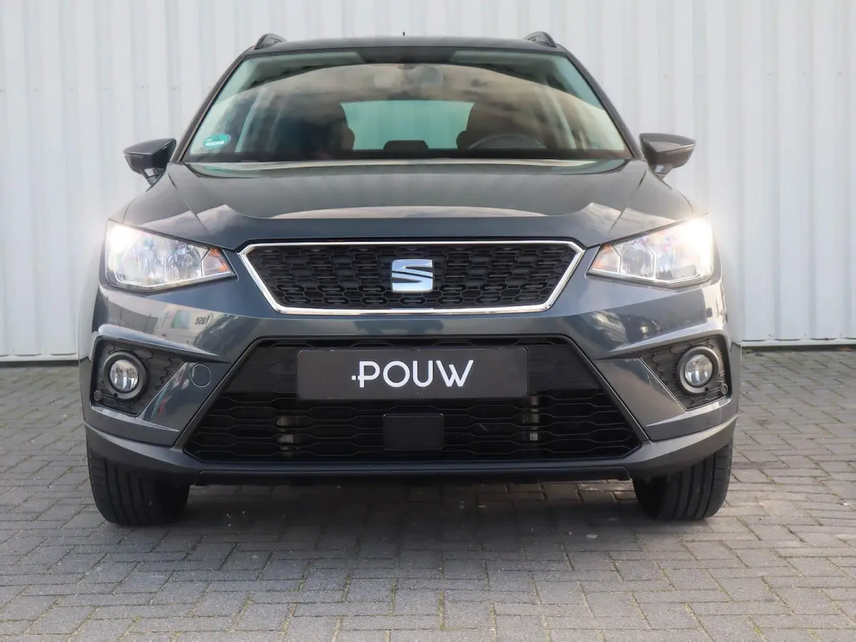 1.0 TSI 95pk Style Business Intense | Trekhaak | Navigatie | Achteruitrijcamera