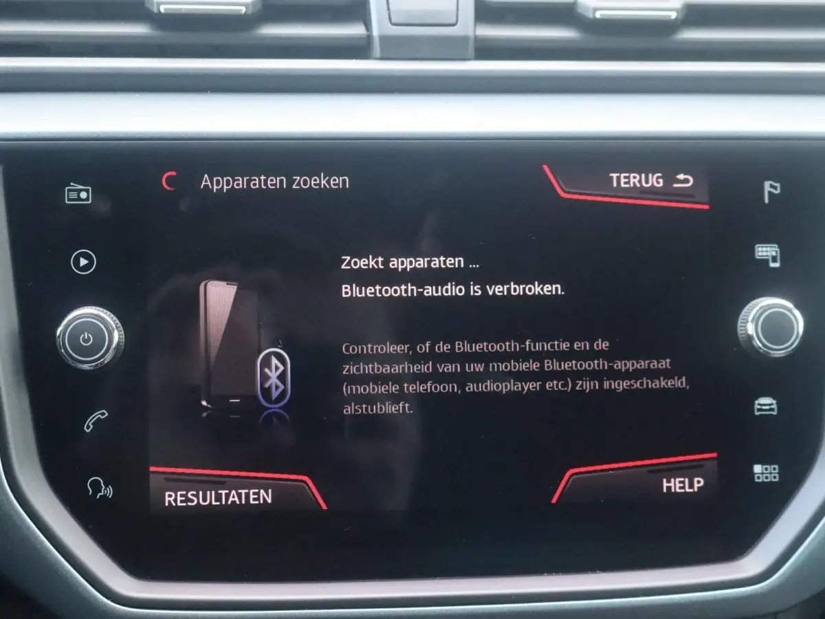 1.0 TSI 95pk Style Business Intense | Trekhaak | Navigatie | Achteruitrijcamera