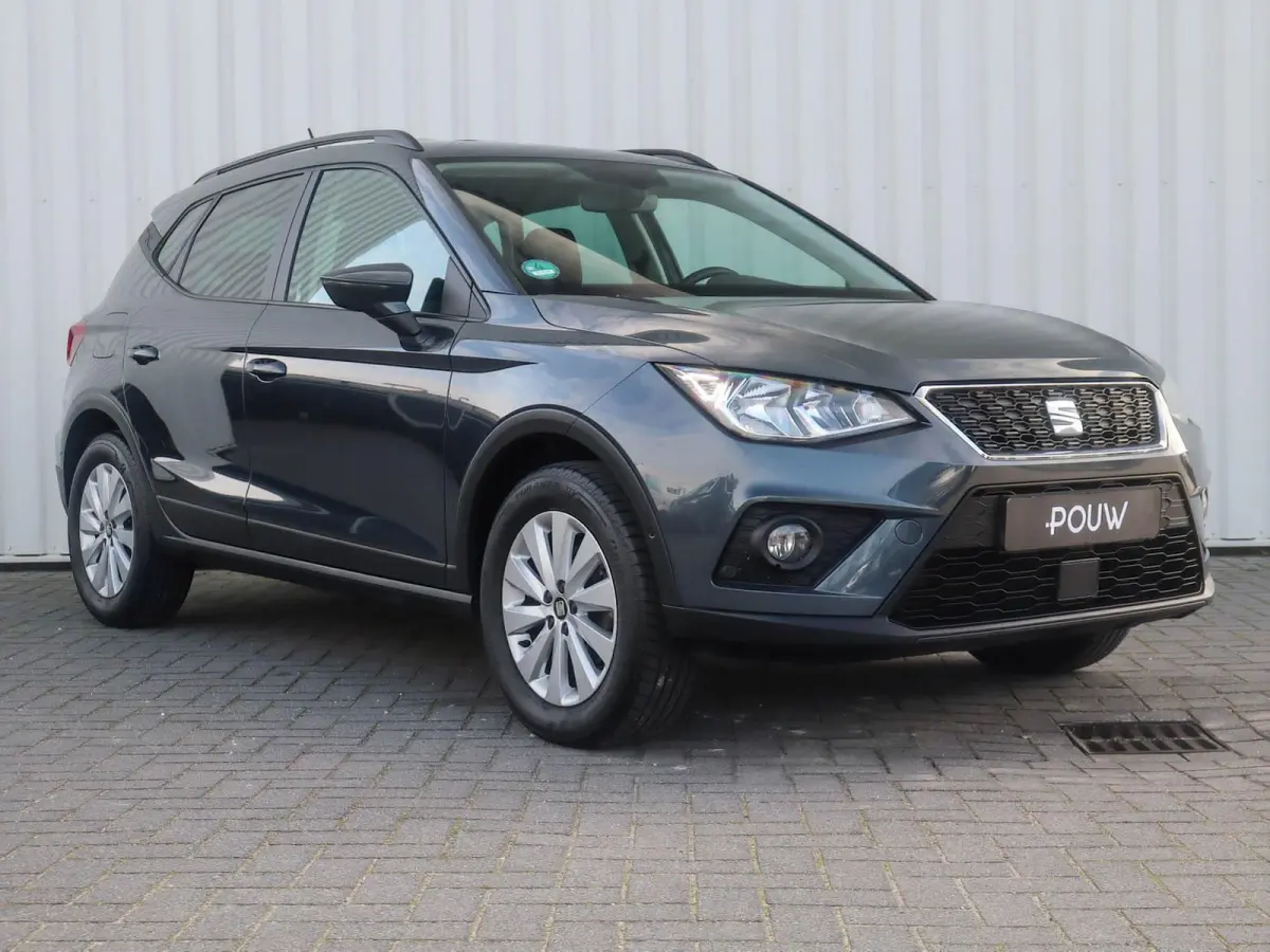 1.0 TSI 95pk Style Business Intense | Trekhaak | Navigatie | Achteruitrijcamera