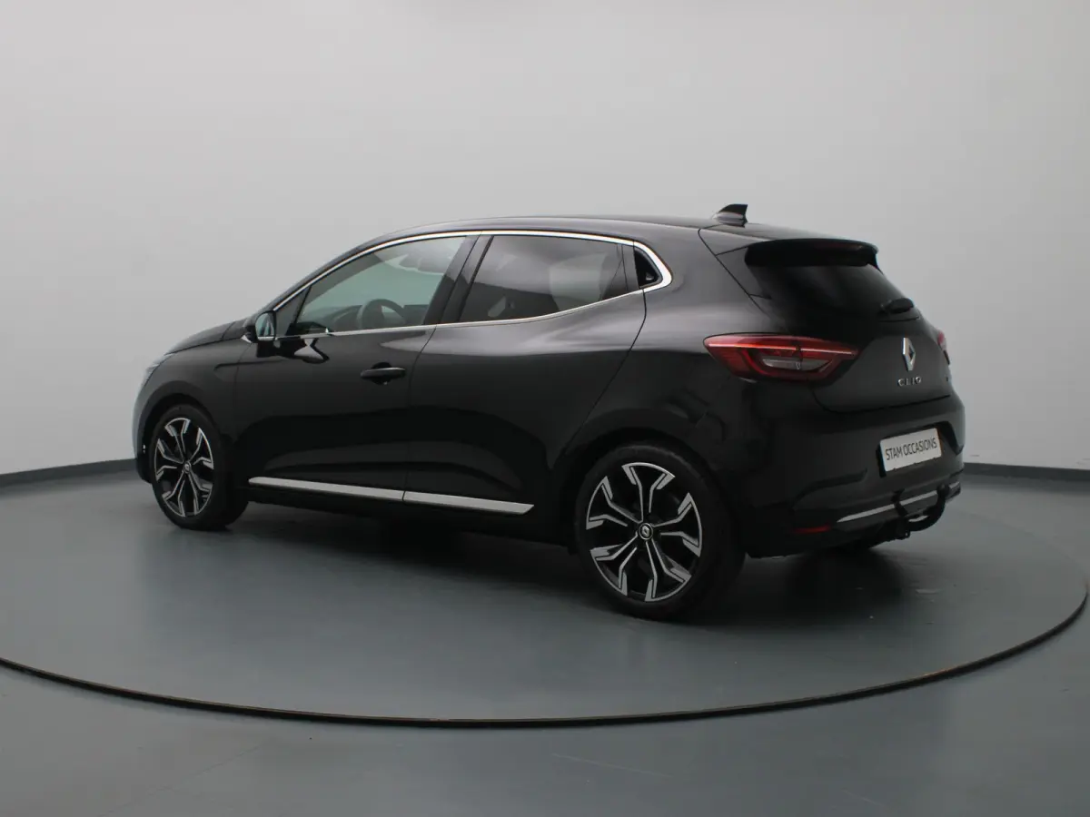 145pk E-Tech Hybrid Techno