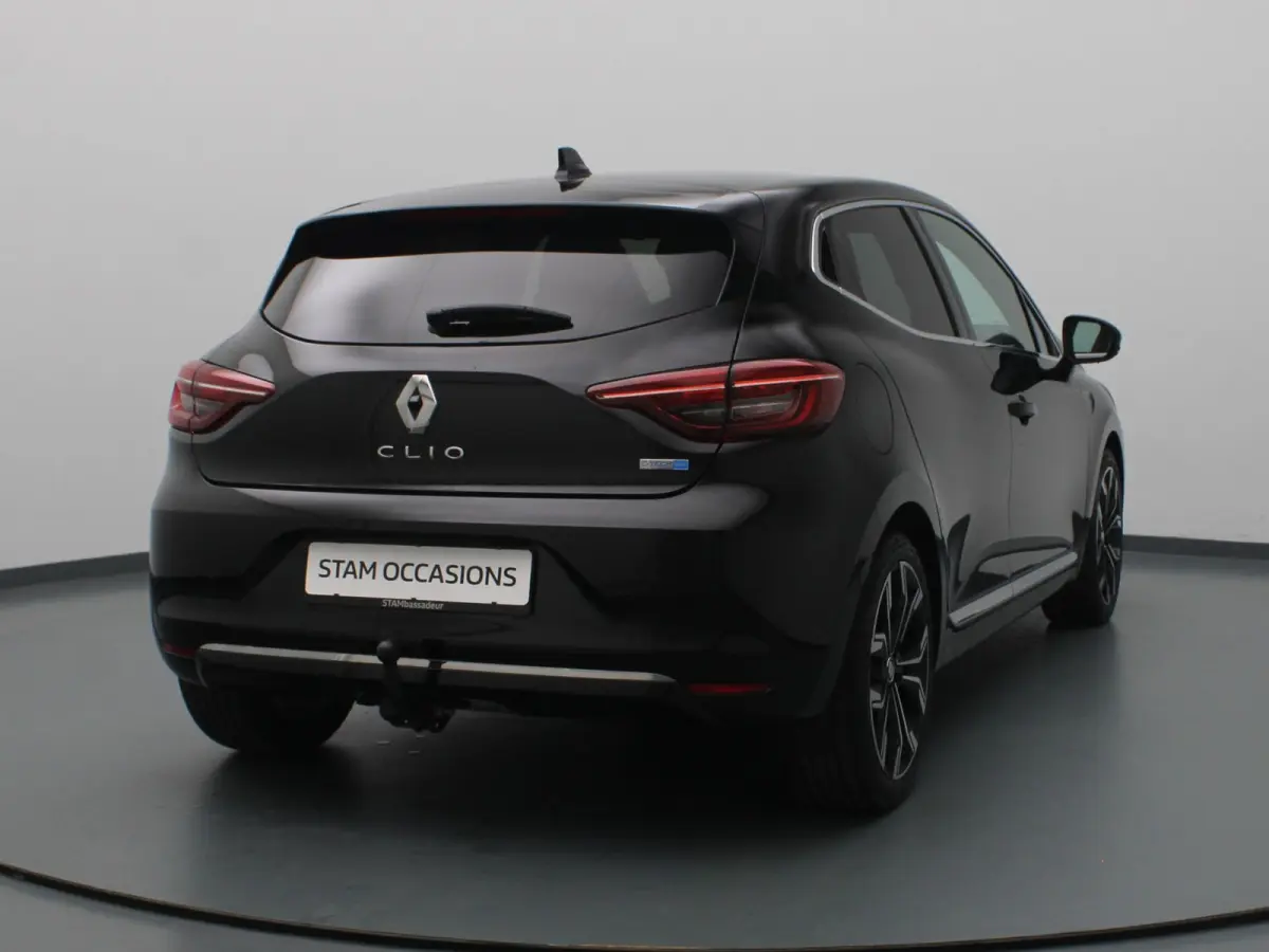 145pk E-Tech Hybrid Techno