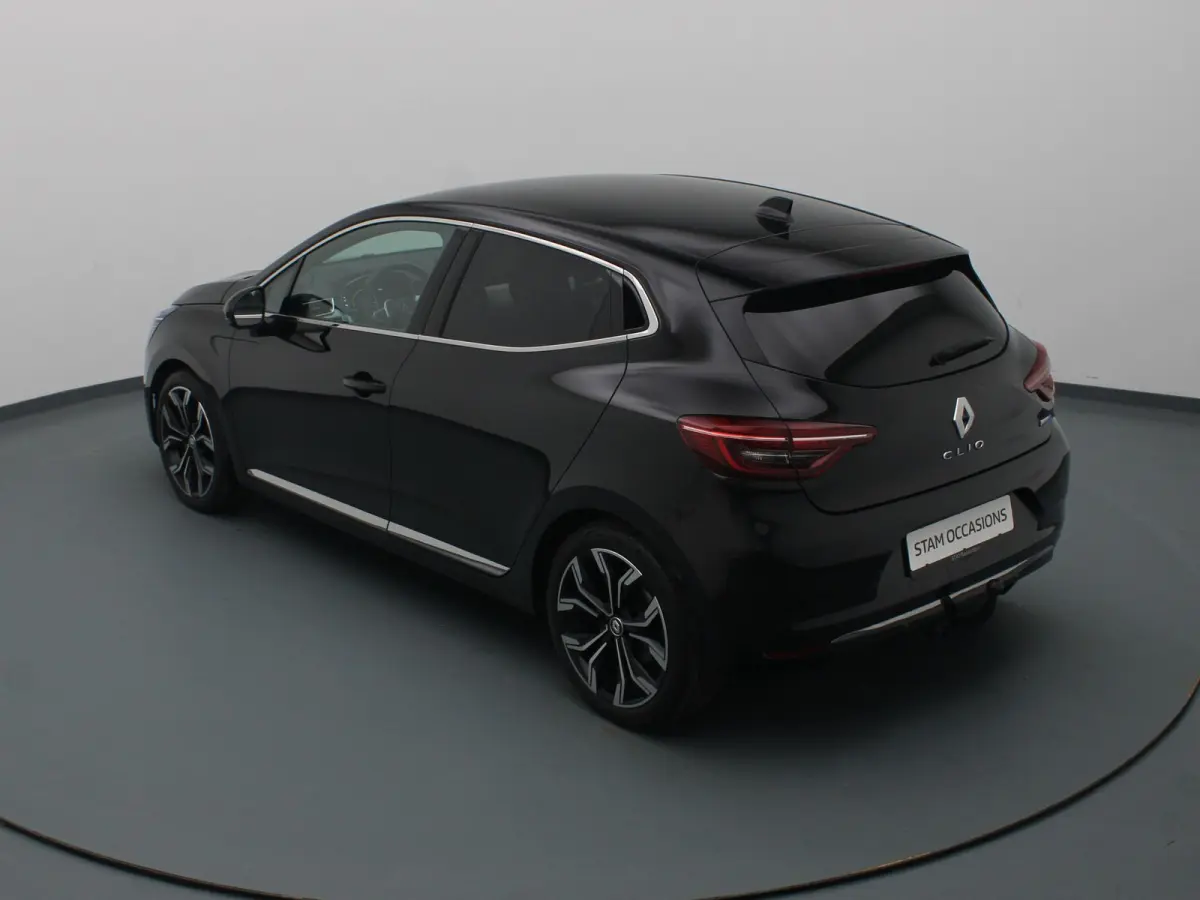 145pk E-Tech Hybrid Techno