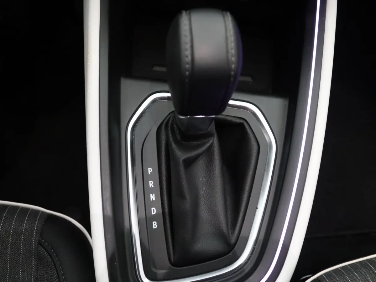 145pk E-Tech Hybrid Techno