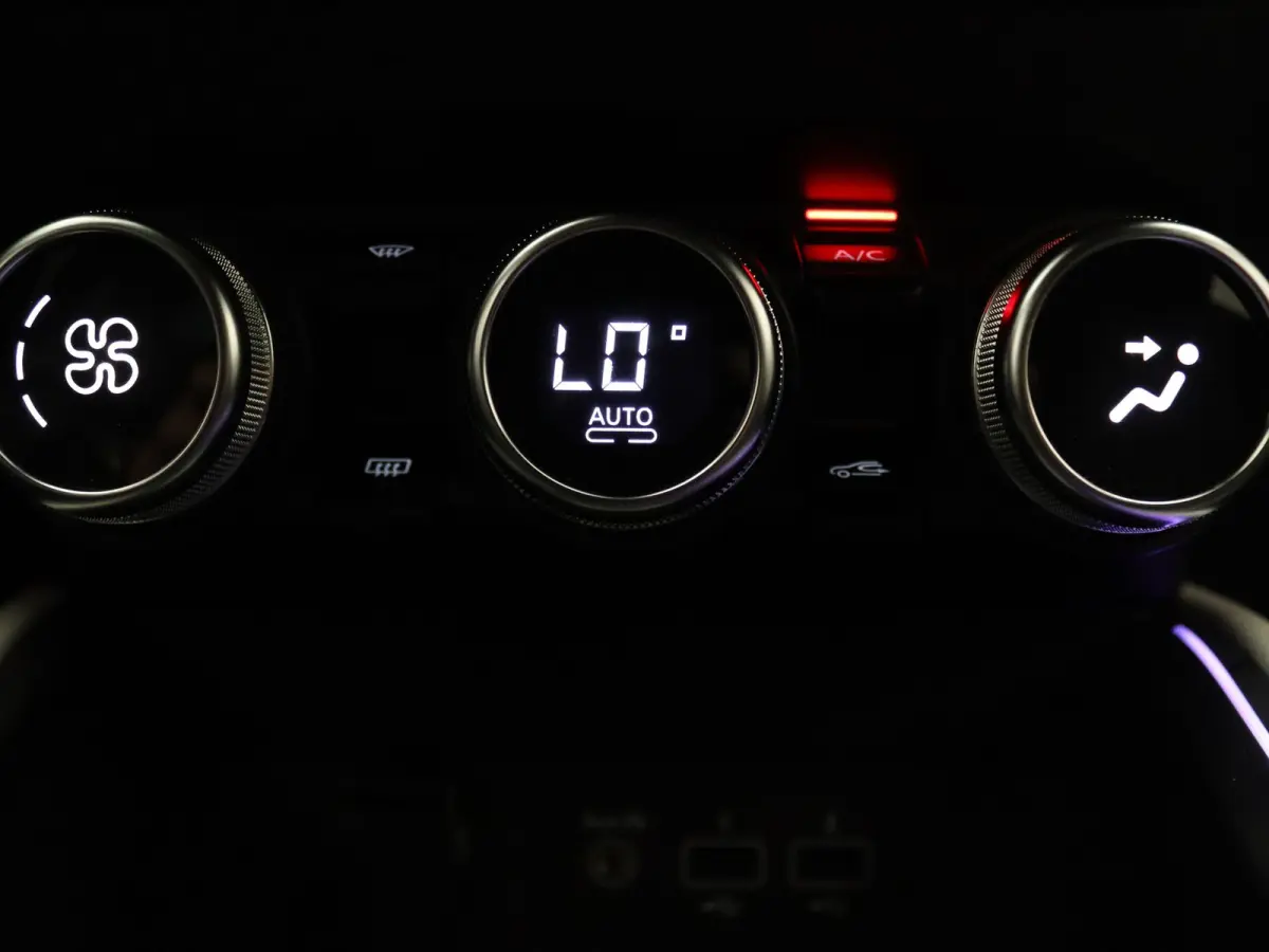 145pk E-Tech Hybrid Techno
