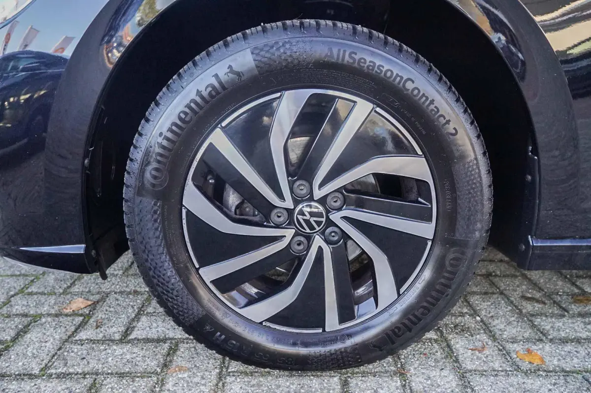 1.0 TSI 95pk DSG Life Business | Stoelverwarming | Navigatie | Climatronic