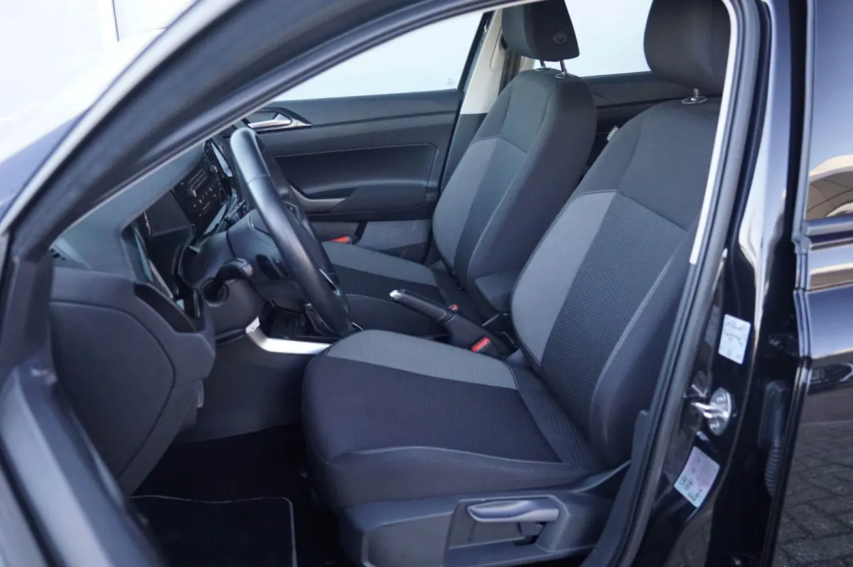 1.0 TSI 95pk DSG Life Business | Stoelverwarming | Navigatie | Climatronic