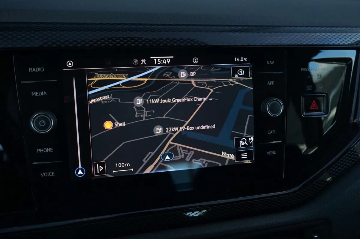 1.0 TSI 95pk DSG Life Business | Stoelverwarming | Navigatie | Climatronic