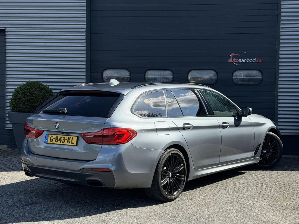 530d High Executive M-Sport | 360* Camera | Harmon Kardon | Navigatie | Stoelverwarming |