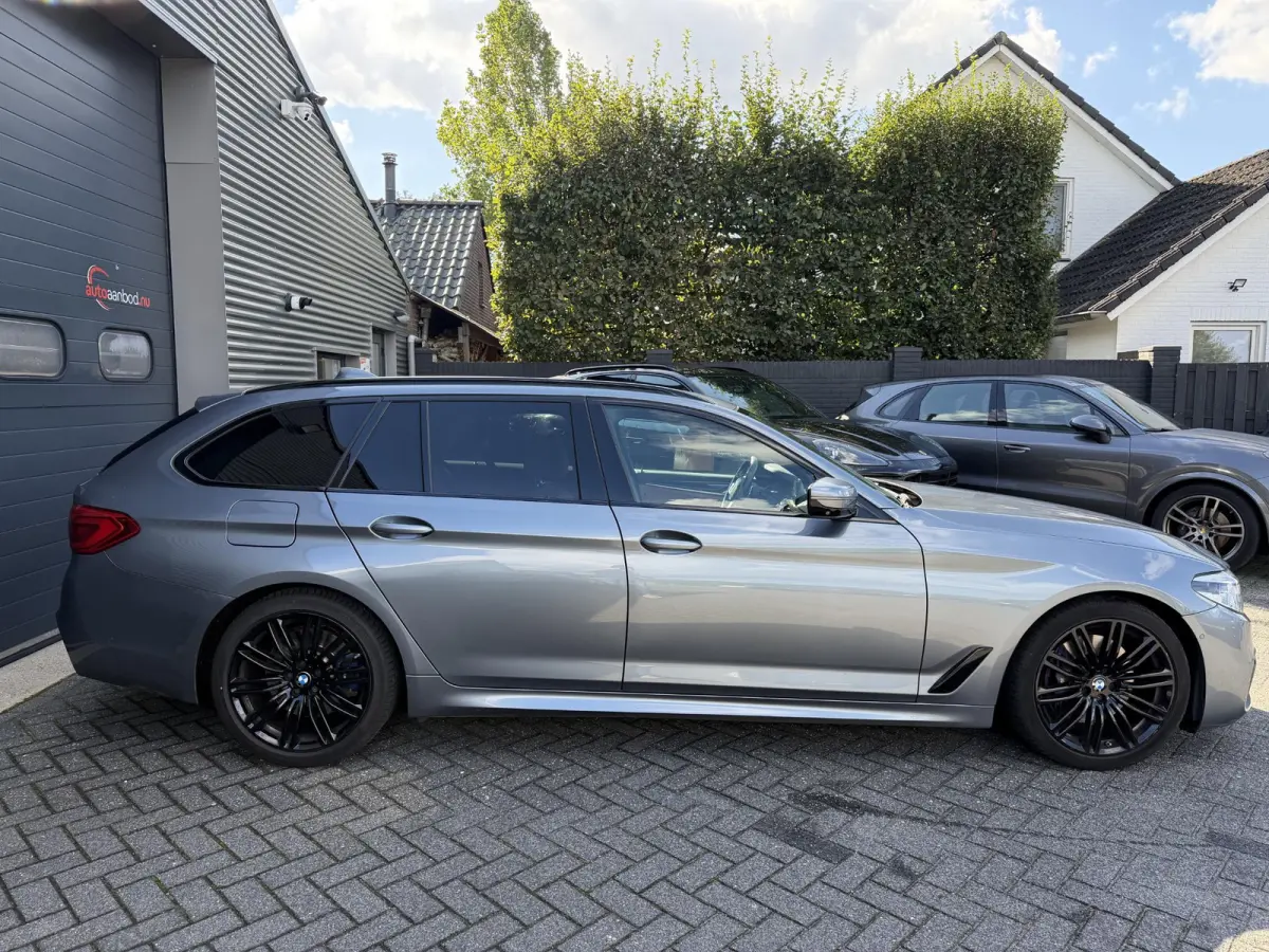 530d High Executive M-Sport | 360* Camera | Harmon Kardon | Navigatie | Stoelverwarming |