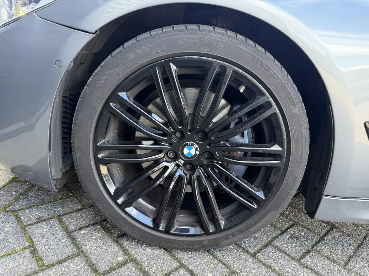 530d High Executive M-Sport | 360* Camera | Harmon Kardon | Navigatie | Stoelverwarming |