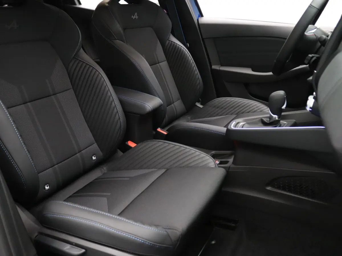 145pk E-Tech Full Hybrid esprit Alpine