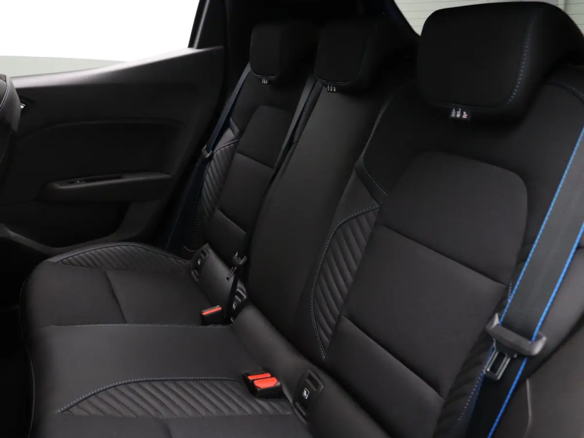 145pk E-Tech Full Hybrid esprit Alpine