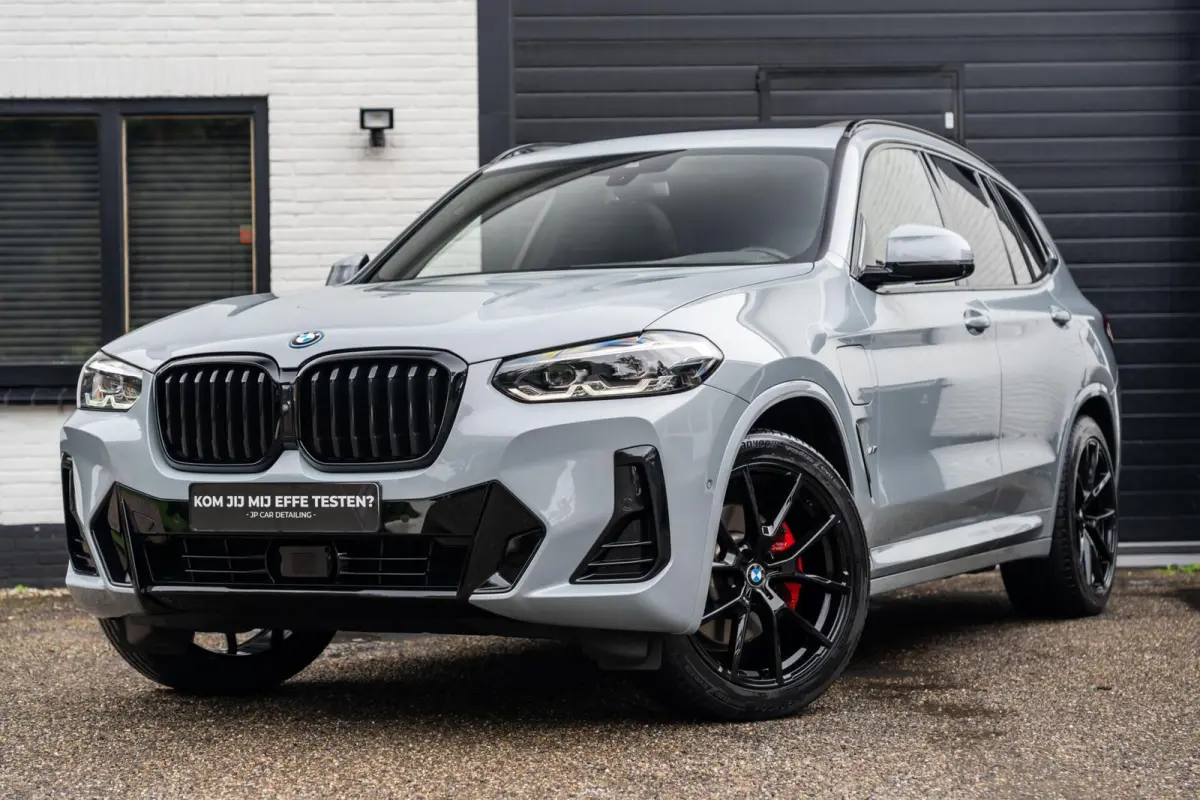 XDrive30e M-sport H&K 360 Pano HUD Trekhaak Memory
