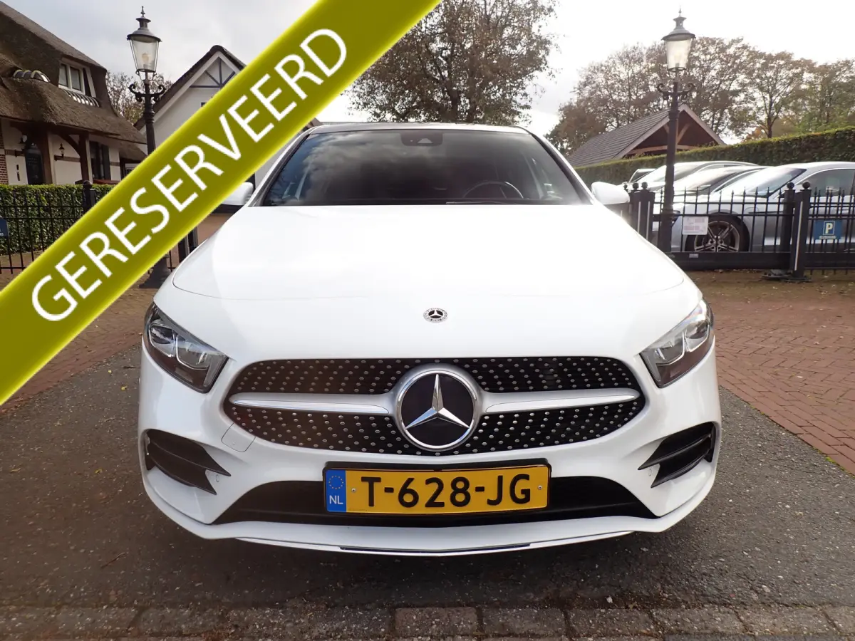 200 AMG / PANODAK / SFEERVERLICHTING / CAMERA / CRUISE / NAVI