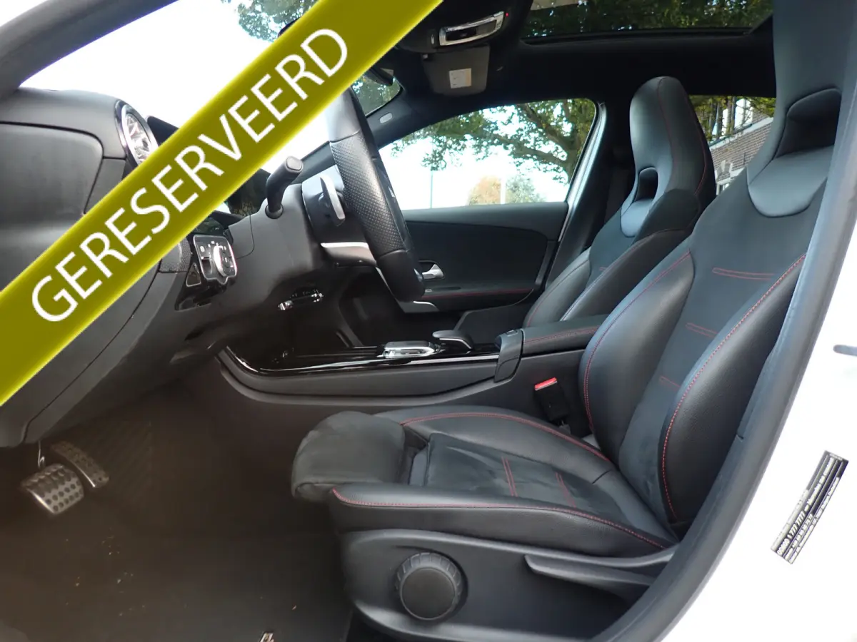 200 AMG / PANODAK / SFEERVERLICHTING / CAMERA / CRUISE / NAVI