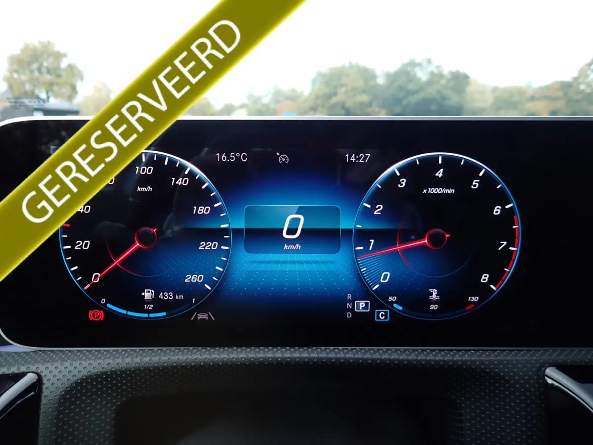 200 AMG / PANODAK / SFEERVERLICHTING / CAMERA / CRUISE / NAVI