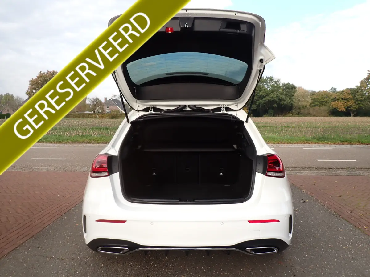 200 AMG / PANODAK / SFEERVERLICHTING / CAMERA / CRUISE / NAVI