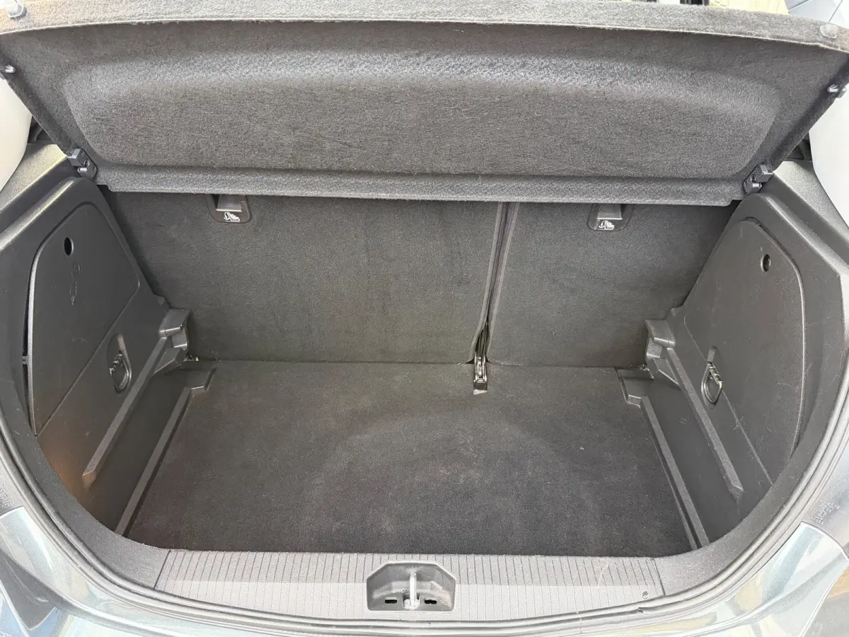 1.4 Favourite|3e Eigenaar|Navi|Airco|Cruise|PDC|ElekRamen|LMV|Isofix|DealerOnderhouden|Apk tot 11-02-2027|