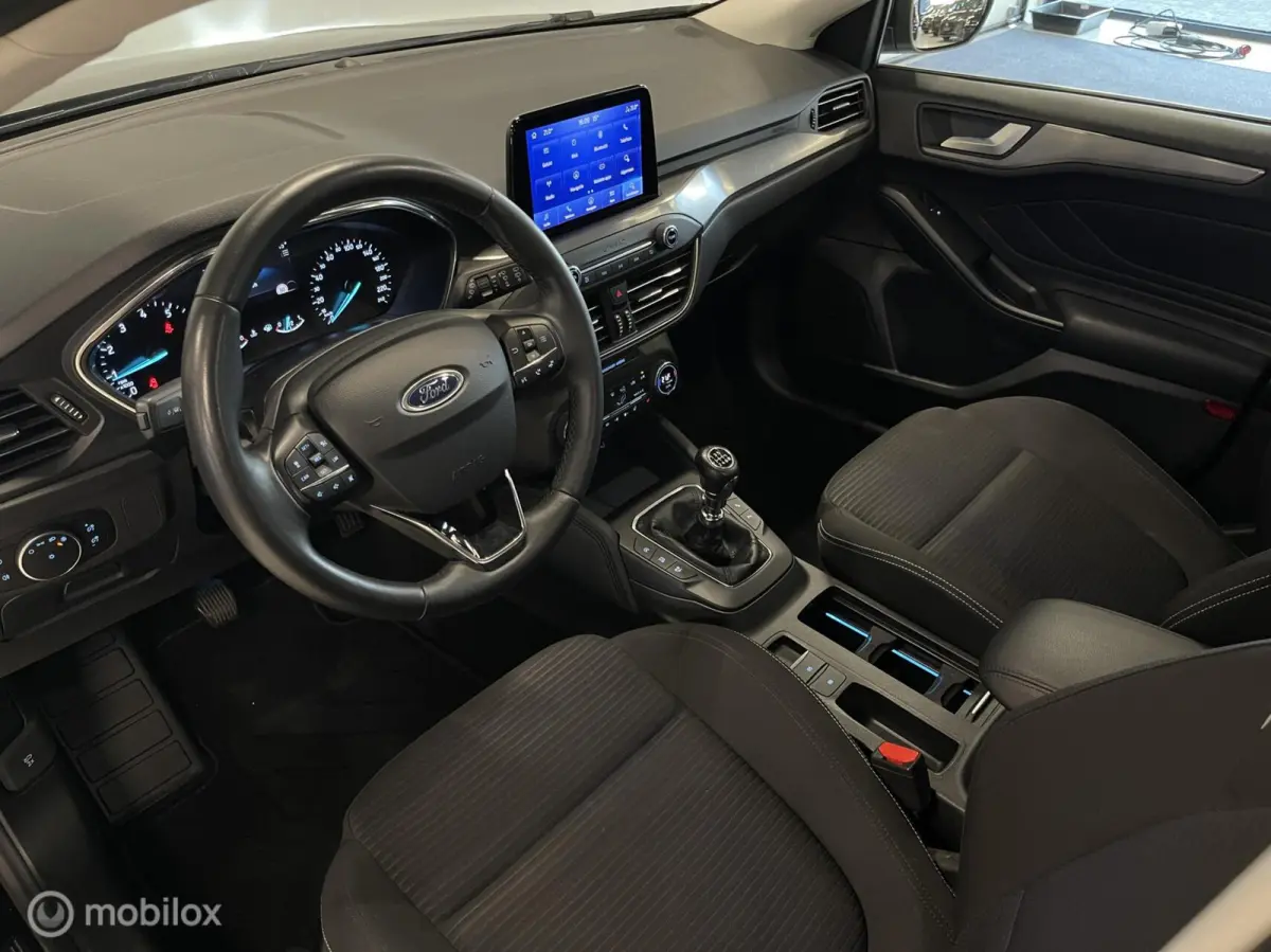 Titanium Business | ACC | Keyless | Stoel- & Stuurverwarming | LED | CarPlay