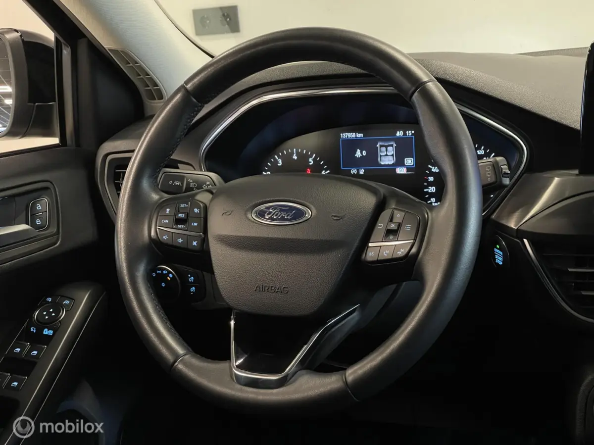 Titanium Business | ACC | Keyless | Stoel- & Stuurverwarming | LED | CarPlay