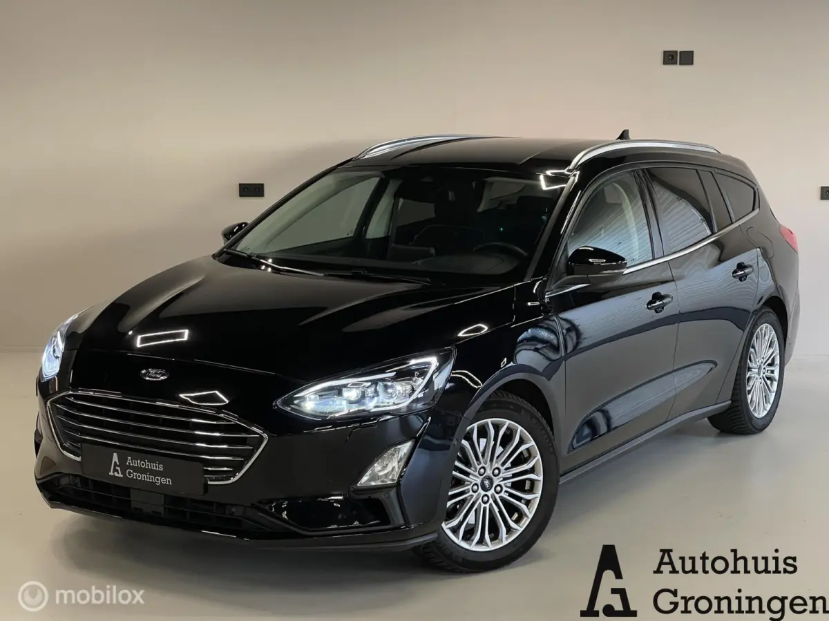 Titanium Business | ACC | Keyless | Stoel- & Stuurverwarming | LED | CarPlay