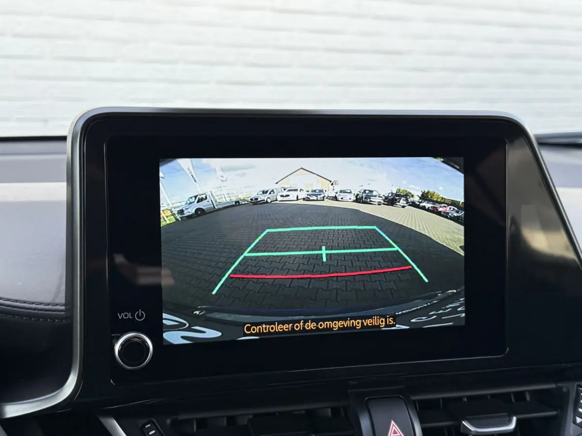 1.8 Hybrid Team D | ACC | CarPlay | Camera | Keyless | LED | 18 inch