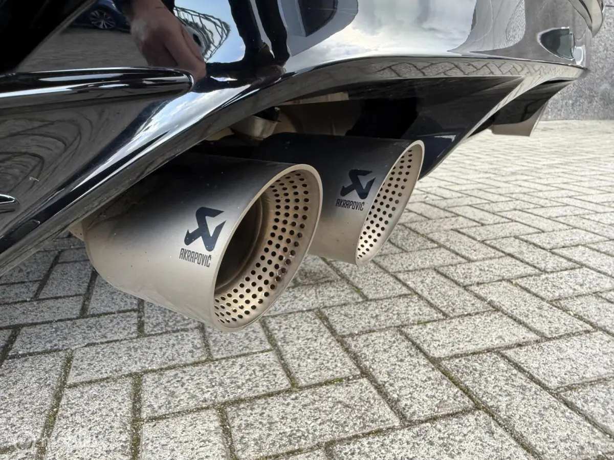 2.0 TSI R 75 Edition 4M. Akrapovic/Trekhaak/Winterpakket