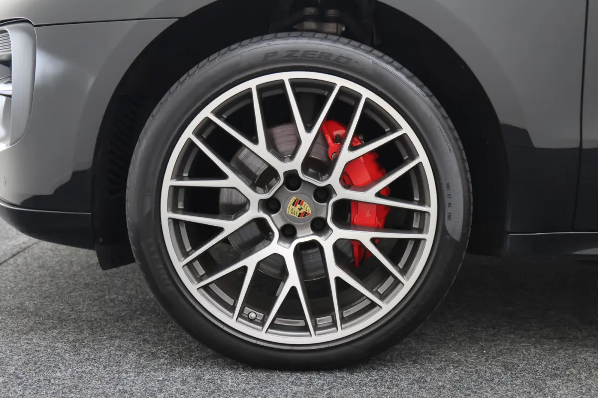 2.9 GTS Sport-chrono Pakket Plus, Panoramadak, Camera, Cruise, Navigatie, Trekhaak, 21''
