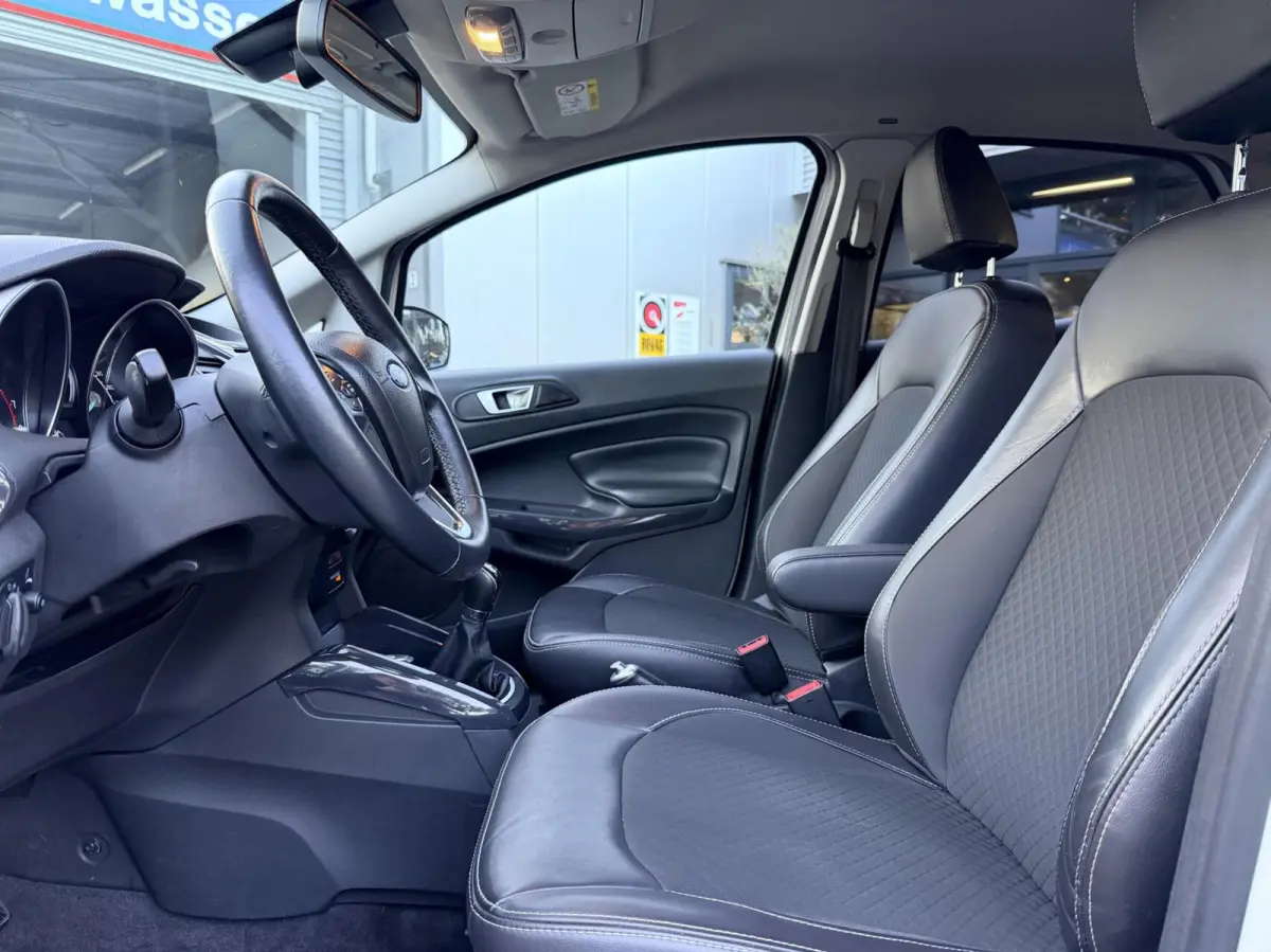 1.0 EcoBoost Titanium S | Trekhaak | Clima | Camera | Navigatie | Dealer Onderhouden | Winter Pakket