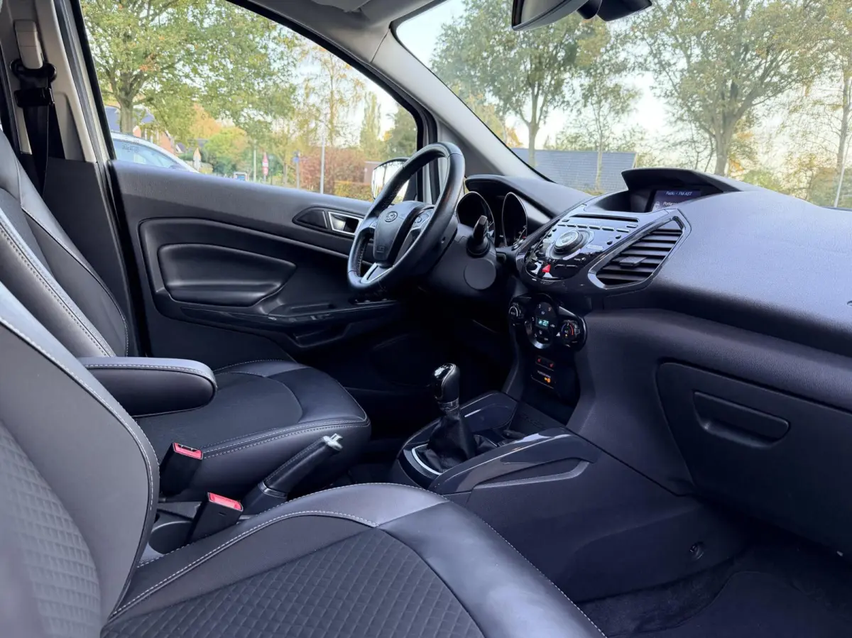 1.0 EcoBoost Titanium S | Trekhaak | Clima | Camera | Navigatie | Dealer Onderhouden | Winter Pakket