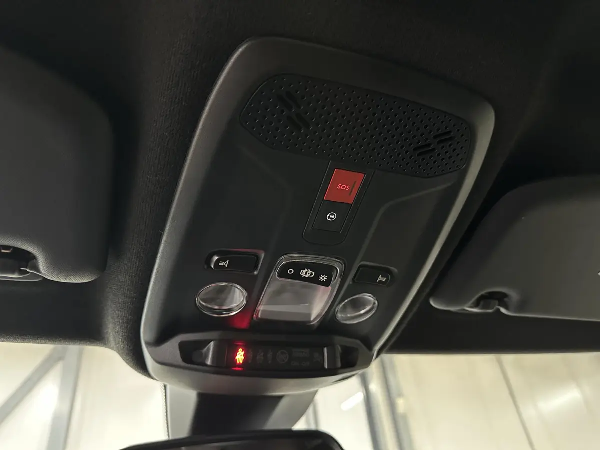 Long Range Ultimate 54 kWh | Matrix Led | Warmtepomp | Massage | Stoelverwarming