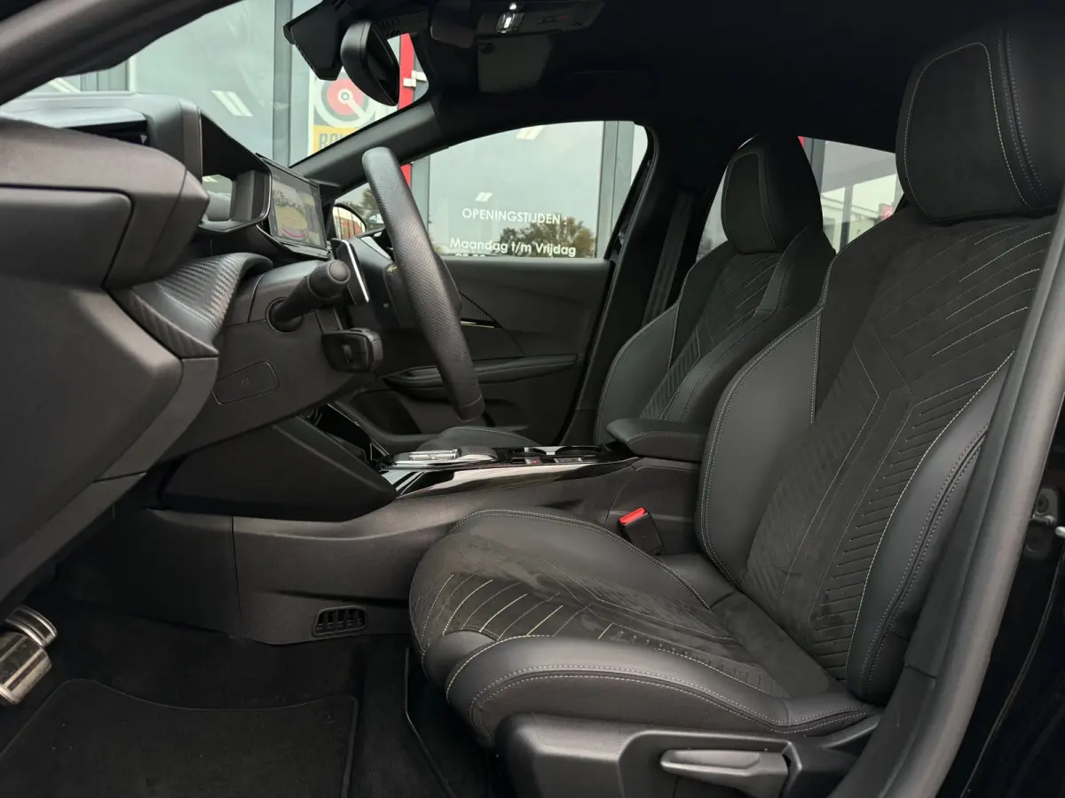 1.2 Hybrid 110 e-DCS6 GT | Dodehoek | Alcantara stoel | ACC