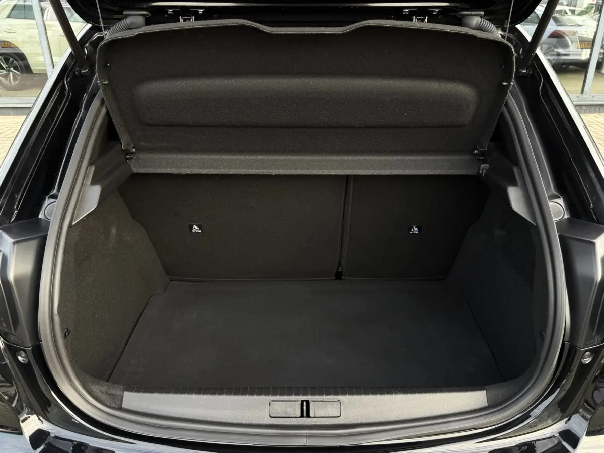 1.2 Hybrid 110 e-DCS6 GT | Dodehoek | Alcantara stoel | ACC