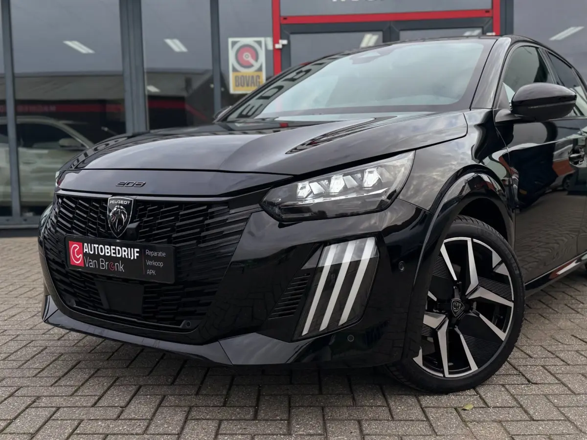 1.2 Hybrid 110 e-DCS6 GT | Dodehoek | Alcantara stoel | ACC