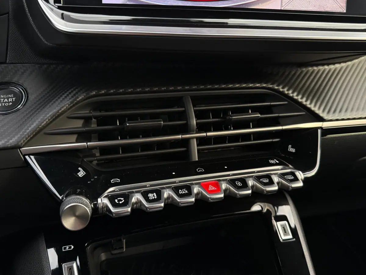 1.2 Hybrid 110 e-DCS6 GT | Dodehoek | Alcantara stoel | ACC